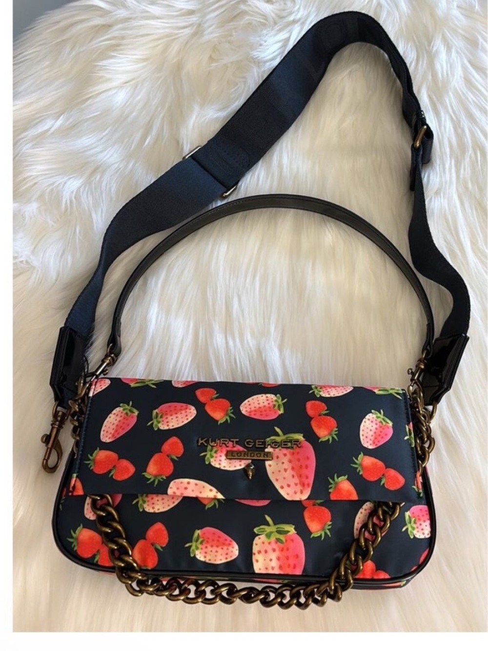 NWT Kurt Geiger London Navy
Strawberry Print Shoulder
Crossbody Bag - Picture 6 of 7